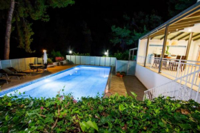 Danai's Secluded Paradise - Azure Coastal Dreams